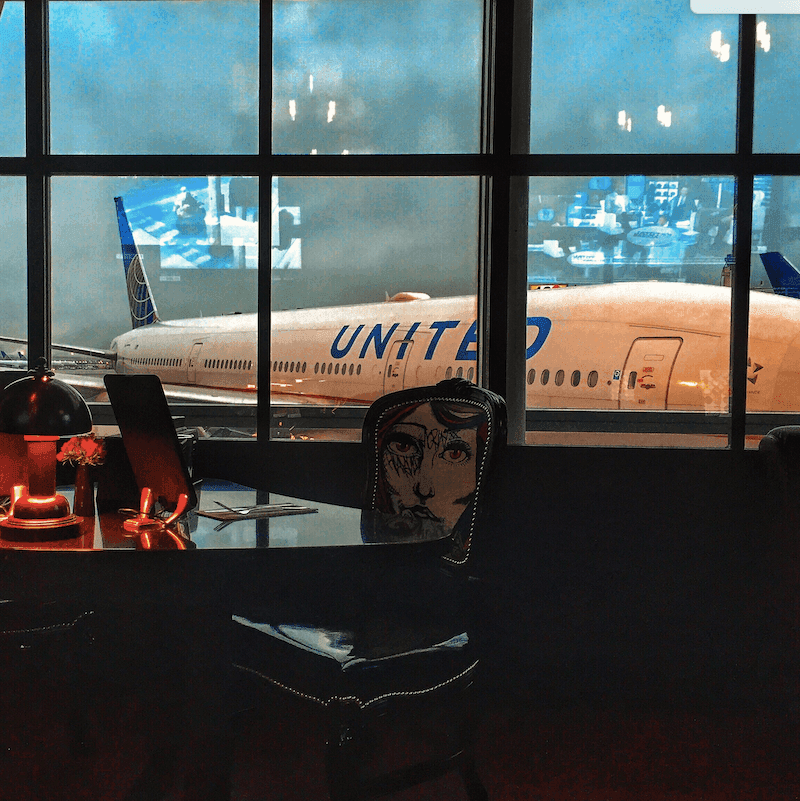 Picture of United Airlines, undefined
